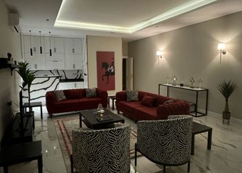 شقة مودرن بمدخل خاص و ذاتي