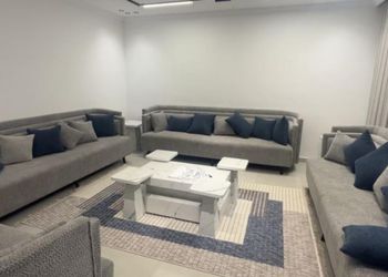 شاليه بمسطح اخضر