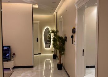 ثلاث غرف وصالة بدخول ذاتي 