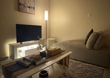 استديو هادئ بسرير ماستر 
