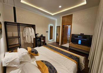 استديو بسرير ماستر ودخول ذاتي