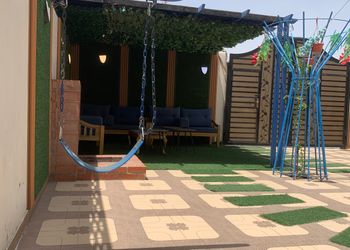 شاليه بمسطح اخضر