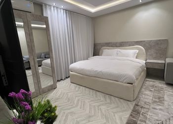 استديو هادئ بدخول ذاتي 