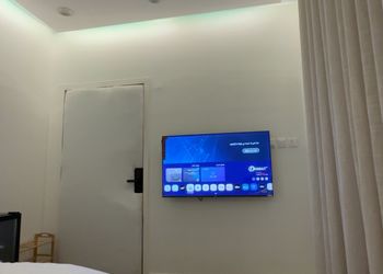 استديو هادي وانيق بدخول ذاتي