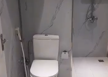 شقة بغرفتين نوم وغرفة جلوس 