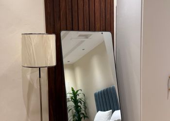 استديو هادئ بدخول ذاتي 