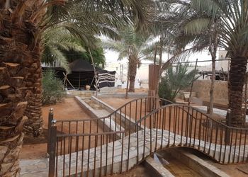 مزرعه بجلسات خارجيه وبيت شعر 
