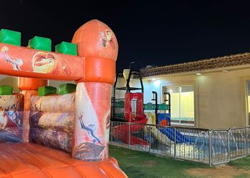 شاليه بمسبح وألعاب مائية 