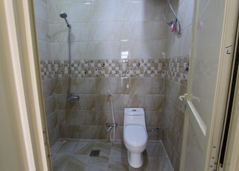 شاليه بمسطح اخضر وصاله و 2 دورة مياة