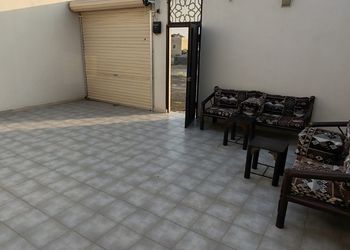 استراحة بمدخل مسنقل و سرير ماستر 