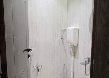 دور بصالة أنيقة وغرفة نوم  