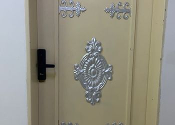 استديو بسرير ماستر وجلسة جانبية