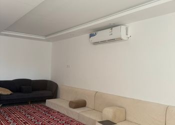 استراحة بألعاب أطفال ومجالس