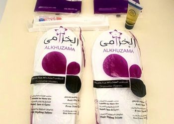 شاليه غرفتين نوم واطلاله خارجيه