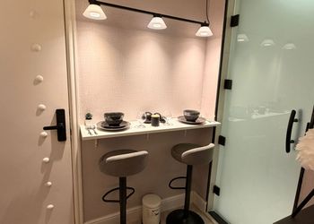 استديو بسرير ماستر ودخول ذاتي