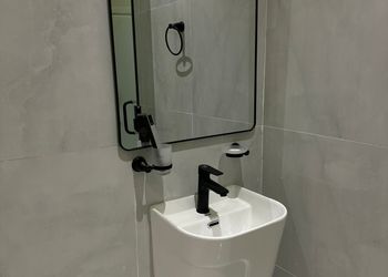 استديو هادئ بدخول ذاتي 