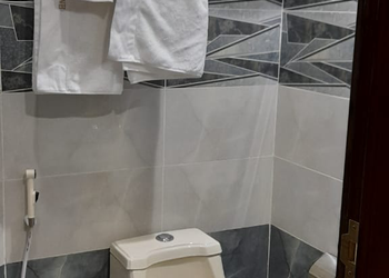 فيلا بصاله و ثلاث غرف نوم