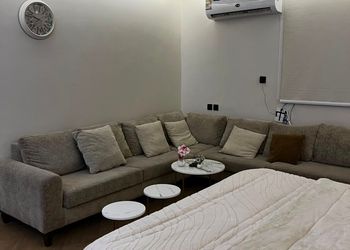 استديو هادئ بسرير ماستر 