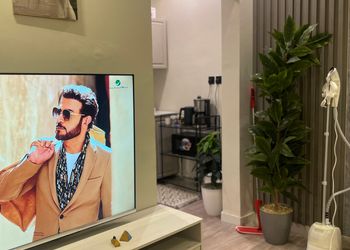 استديو بسرير ماستر وجلسة جانبية 