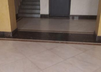 شقة بغرفتين نوم وصالة