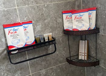 شقة بغرفة معيشة وغرفة نوم 