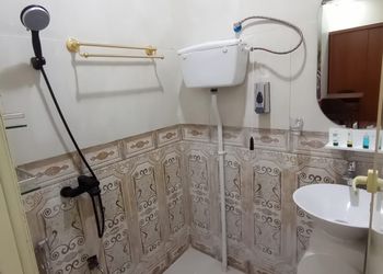 استراحة بإطلالة جبلية ومسطح أخضر