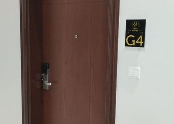 شقة بصالة مريحة وغرفتين نوم 