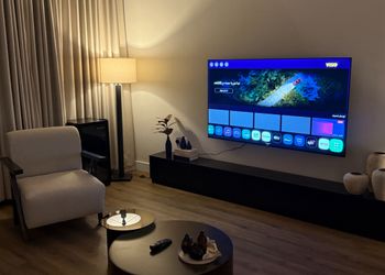 شقة بدخول ذاتي وصالة انيقة