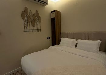استديو بسرير ماستر ودخول ذاتي