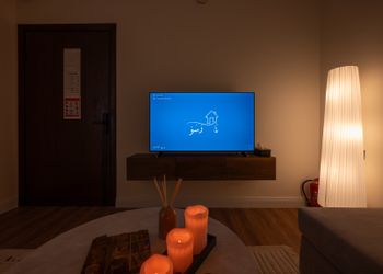 شقة بغرفتين نوم وصالة 