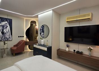 استديو هادئ بسرير ماستر 