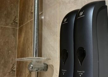 ستديو بأثاث مريح ودخول ذاتي