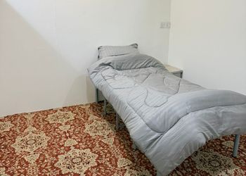 شقة بأثاث مريح وبسيط 