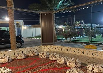 مزرعة بأجواء مميزة وجلسة خارجية 