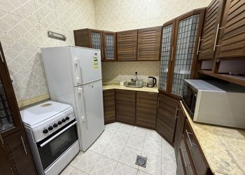 شقة فاخرة بصالة وغرفتين نوم 