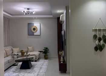 استديو بسرير ماستر وجلسة جانبية 