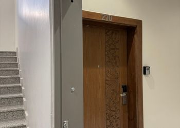 استديو بدخول ذاتي وسرير مريح 