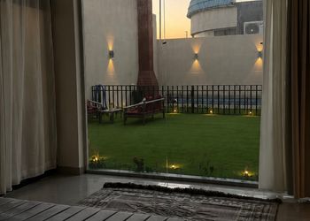 شاليه بمسبح خارجي وأجواء ممتعة 