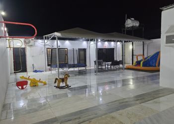 شاليه قسمين مسبح ملاعب ومسطحات