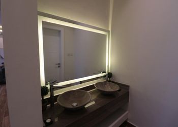 منتجع فندقي بمسطح اخضر