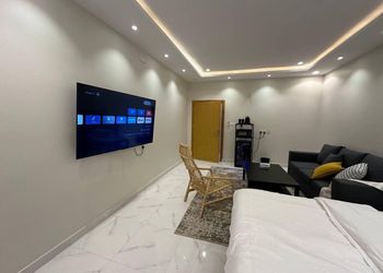 استديو بسرير ماستر ودخول ذاتي