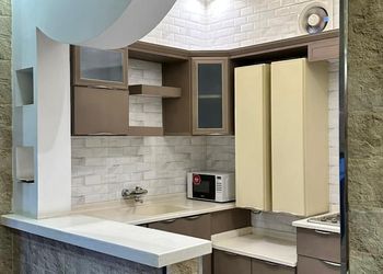 شاليه بغرفة نوم مطلة على المسبح 