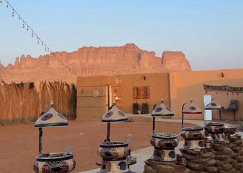 استراحة بجلسة خارجية و مجالس
