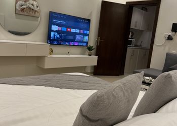 استديو بسرير ماستر ودخول ذاتي