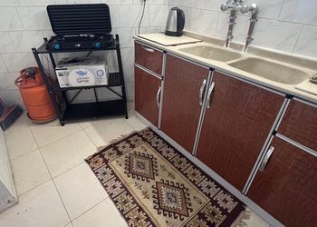 شقة بغرفتين نوم وصالة 