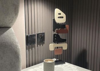 استديو هادئ بسرير ماستر 