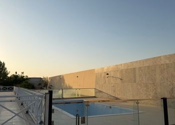 مزرعة بمجالس واسعة وأجواء ممتعة