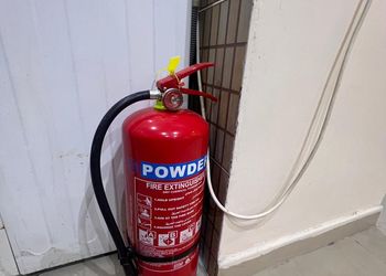 شقة بغرفة معيشة وغرفتين نوم 