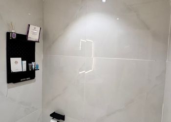 استديو بأثاث مريح وبسيط