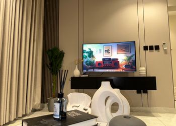 استديو بدخول ذاتي وتصميم هادئ 